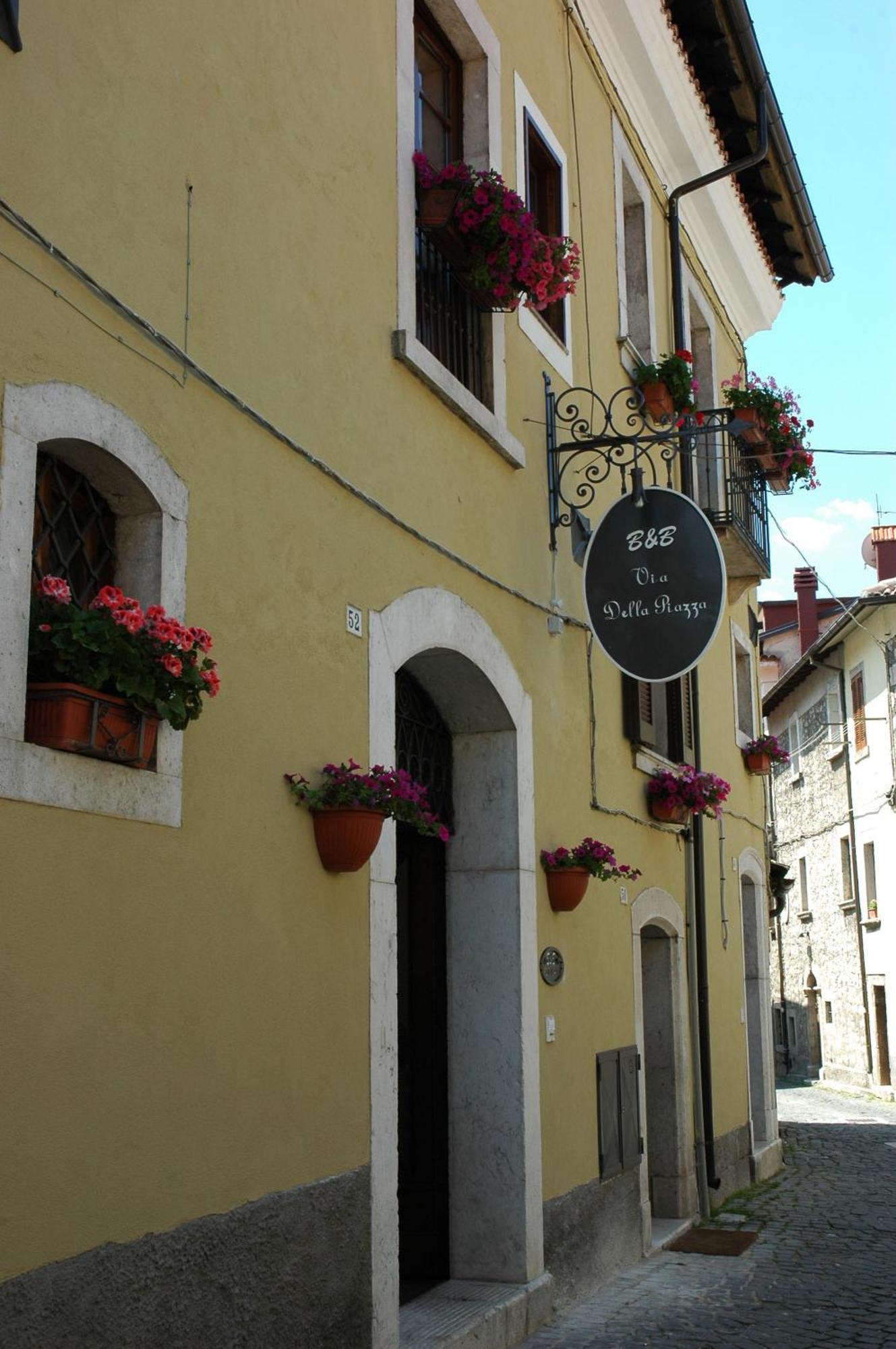 Bed And Breakfast Via Della Piazza Pescasseroli Bagian luar foto